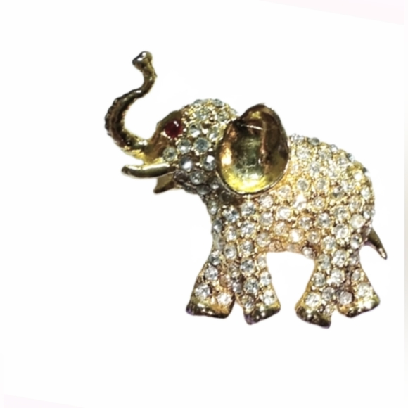 Trunk-up Crystal Elephant Brooch - Picture 6 of 9
